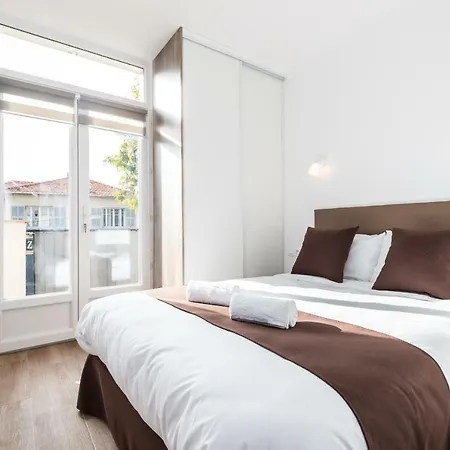 Sleep In City Port Apart Otel Antibes